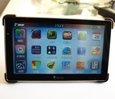 E路航Q71TV 一款集高清電視與四維正版導航于一體的車載解決方案